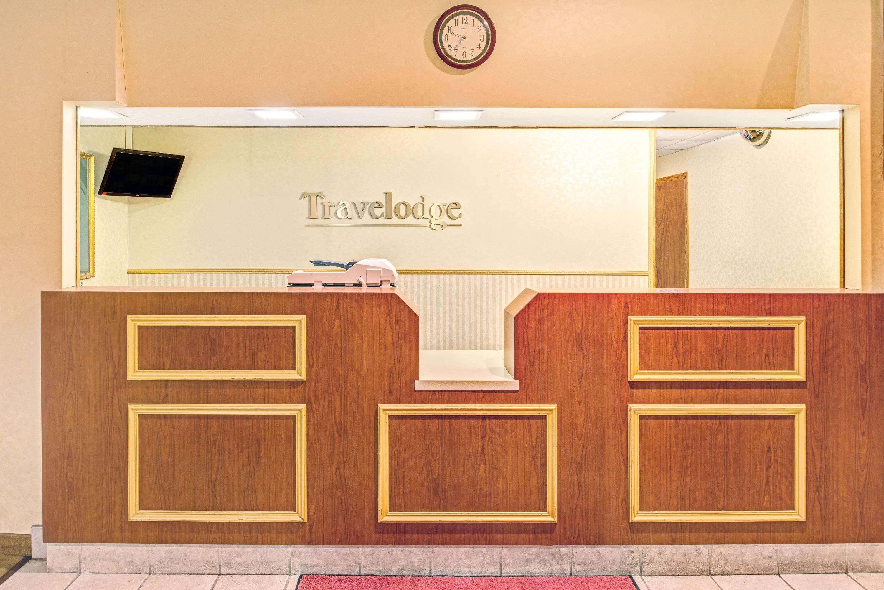 Travelodge By Wyndham Lincoln Airport I-80 Экстерьер фото